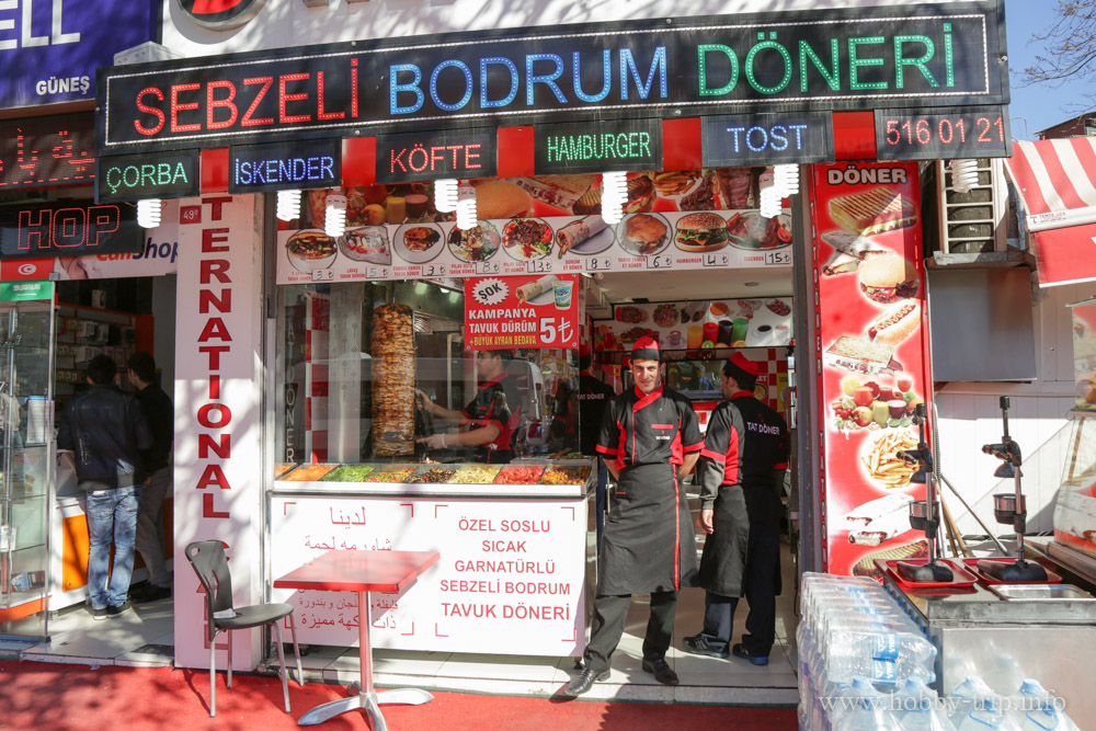 Вкусни дюнери в Истанбул, Турция